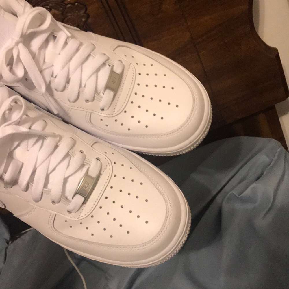 Nike all white af1 super clean almost dead stock